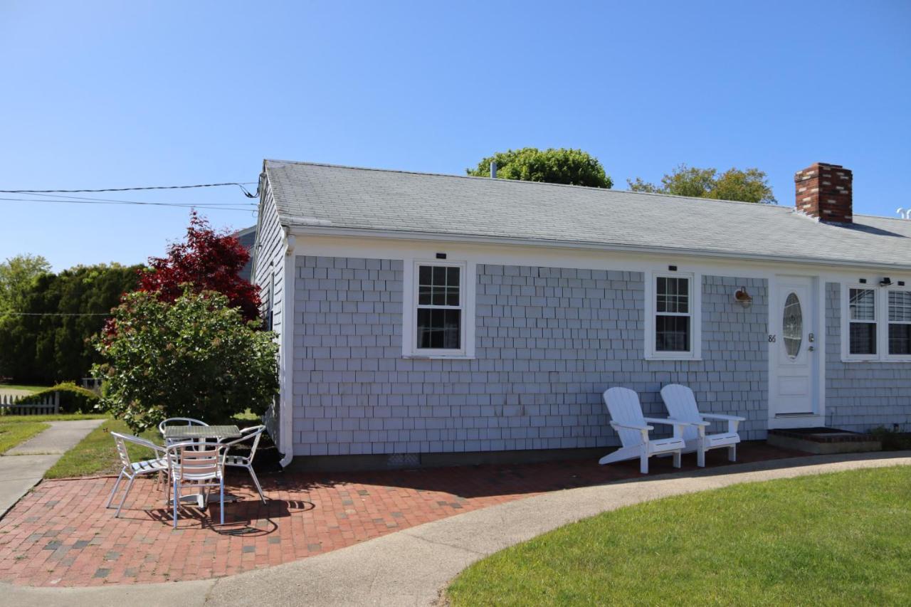 Seaside Serenity, Just A Block /0.1 Mile Away From The Beach Yarmouth Port Eksteriør billede