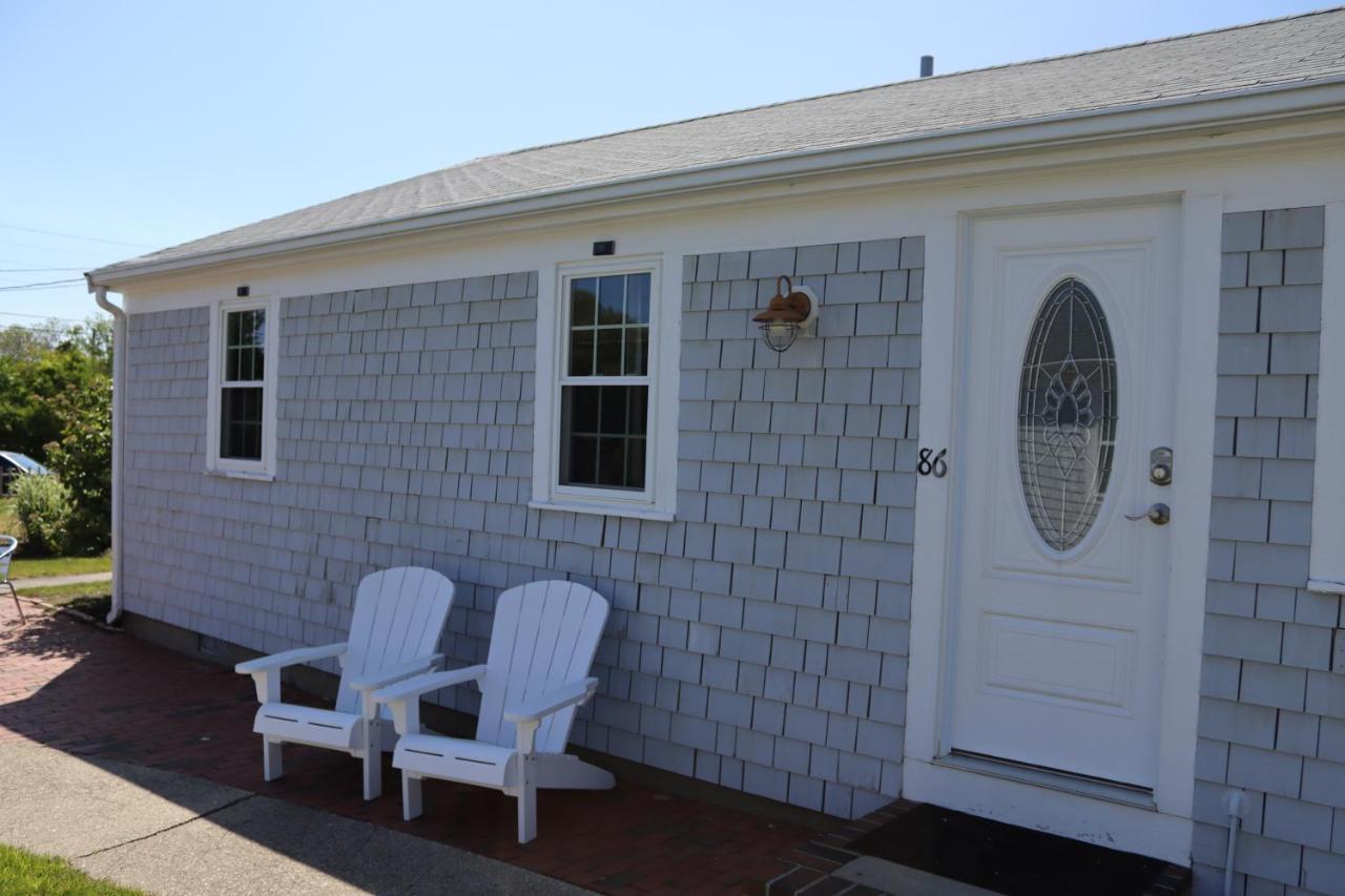 Seaside Serenity, Just A Block /0.1 Mile Away From The Beach Yarmouth Port Eksteriør billede